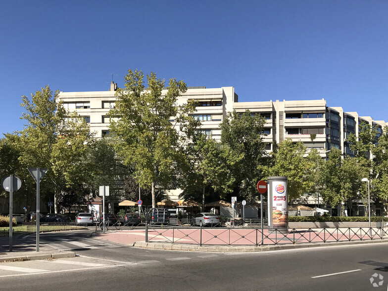 Calle General Ibáñez de Íbero, 5, Madrid, Madrid for sale - Building Photo - Image 2 of 2