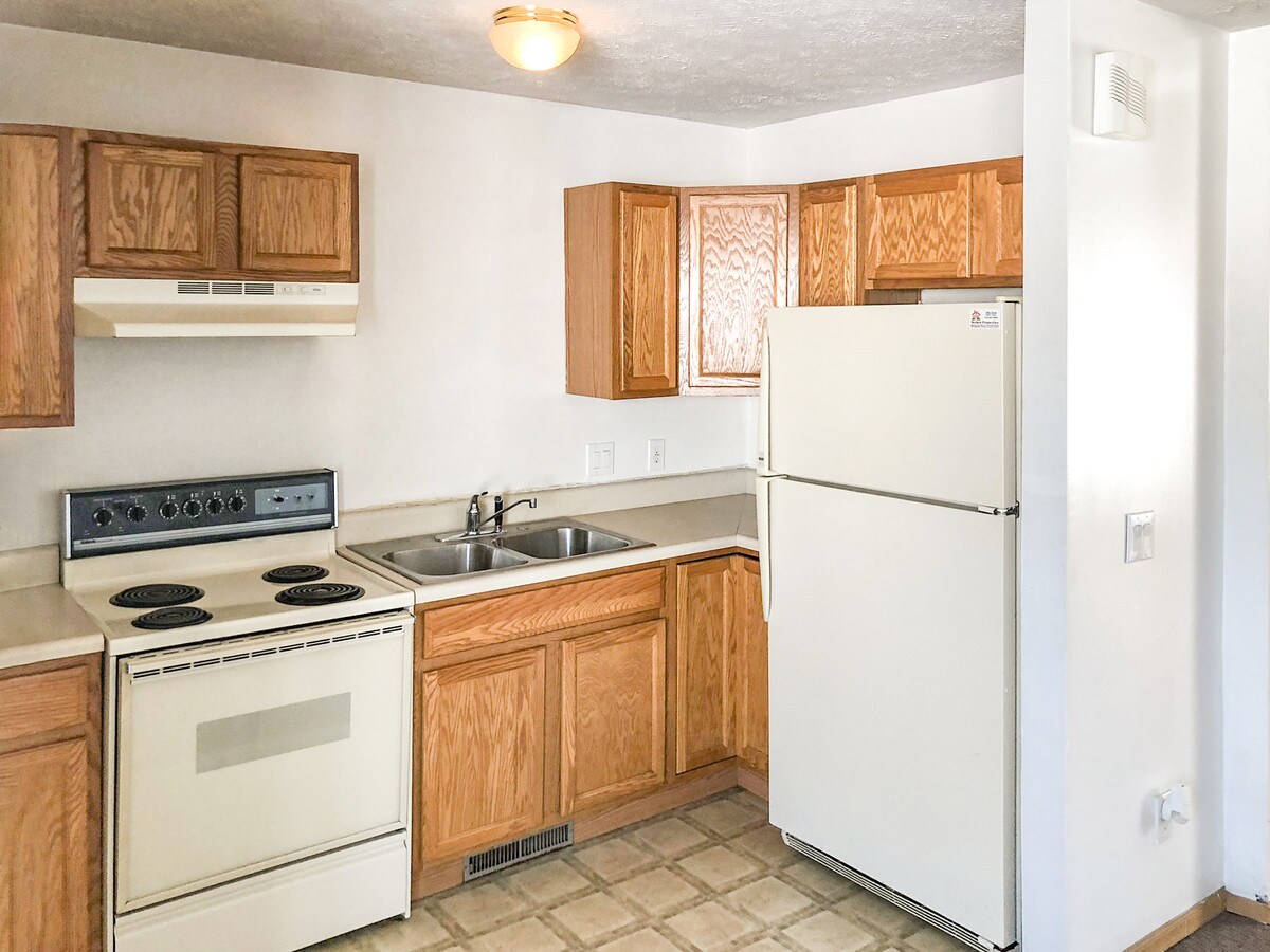 1311 Prospect Ave, Waterloo, IA 50703