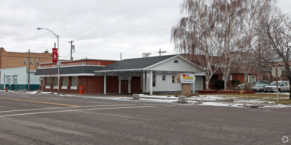 221 W Main St, Burley, ID for sale - Primary Photo - Image 1 of 2