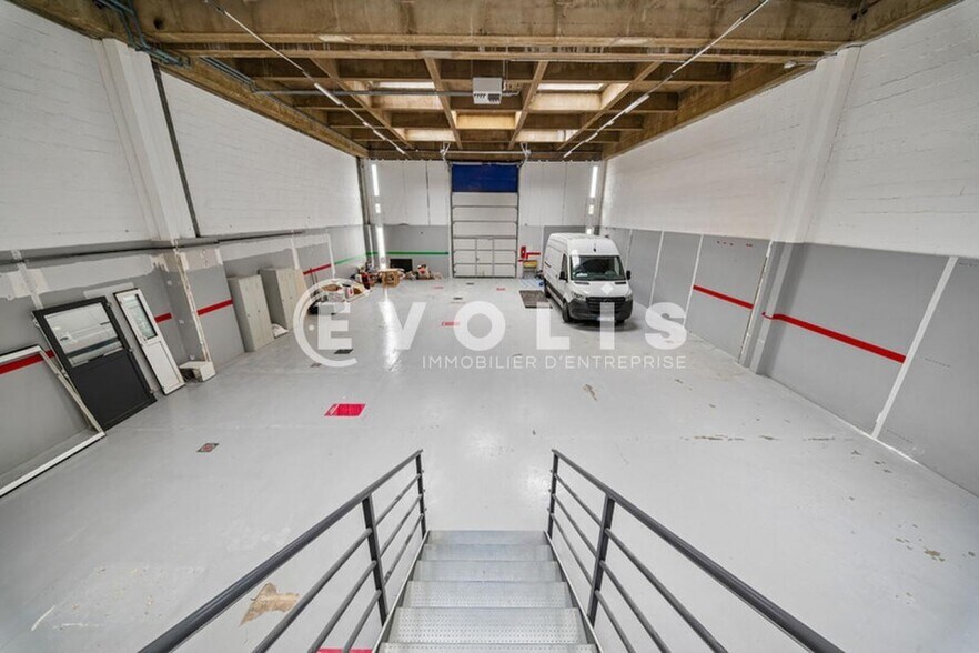 6 Rue Des Cévennes, Rungis for lease - Interior Photo - Image 1 of 8
