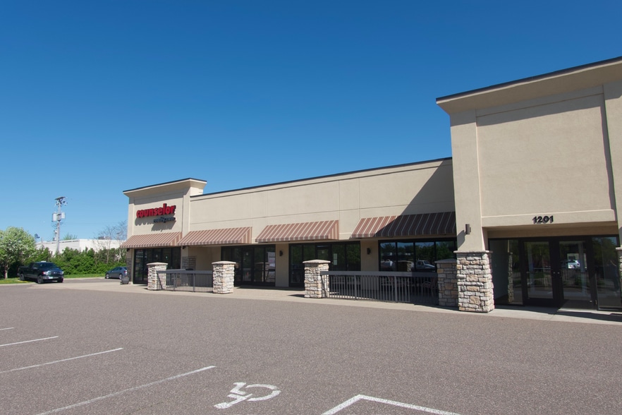 1201 County Road E, Saint Paul, MN for lease - Building Photo - Image 2 of 11