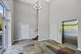 200 Hart St, Niceville, FL for lease Interior Photo- Image 1 of 11