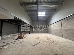 Flex in Villeneuve-sous-Dammartin for lease Building Photo- Image 2 of 8