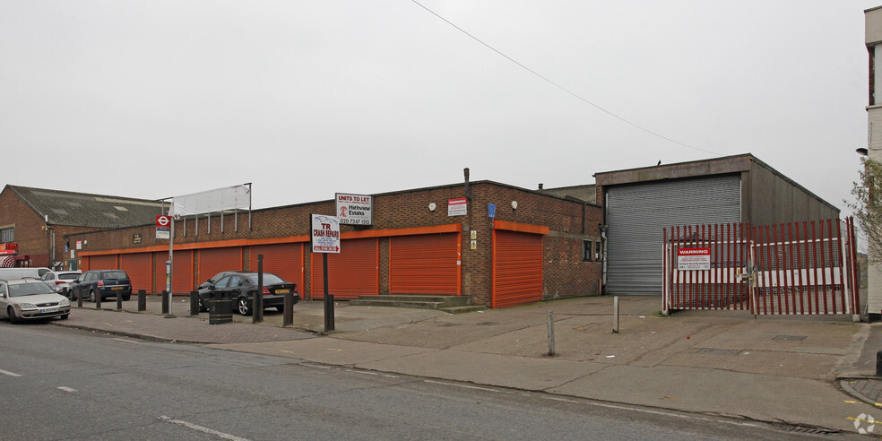 10 Thames Rd, Barking for lease - Building Photo - Image 1 of 8