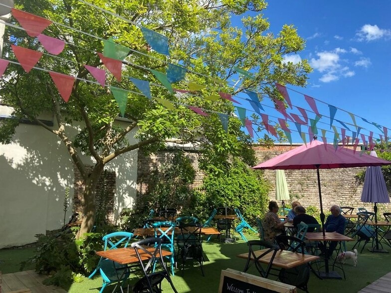 Thoroughfare, Woodbridge for sale - Building Photo - Image 2 of 16