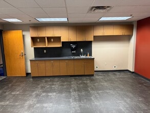 4370 W 109th St, Overland Park, KS for lease Interior Photo- Image 2 of 4