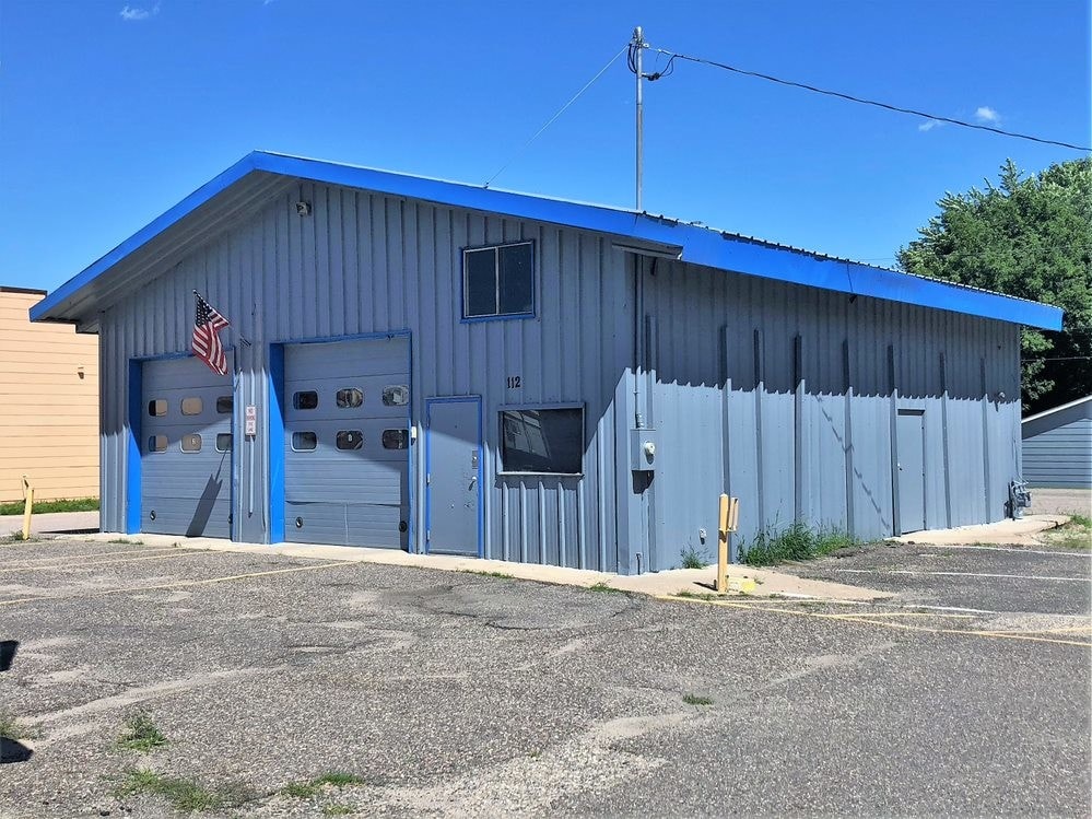 112 Avon Ave S, Avon, MN 56310