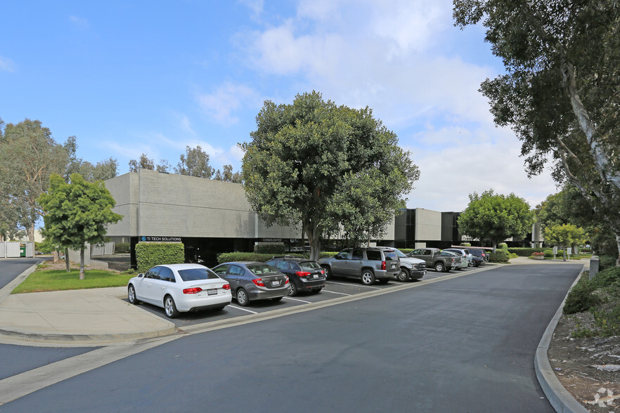 2237 Faraday Ave, Carlsbad, CA for lease - Building Photo - Image 3 of 12