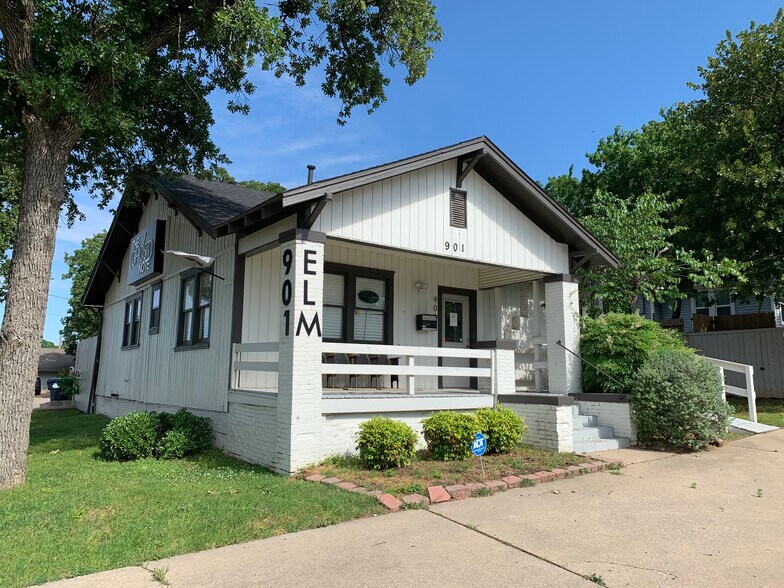 901 S Elm St, Denton, TX 76201