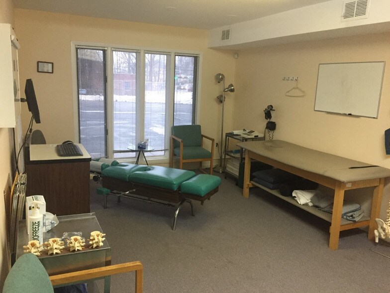 782 Northfield Ave, West Orange, NJ 07052