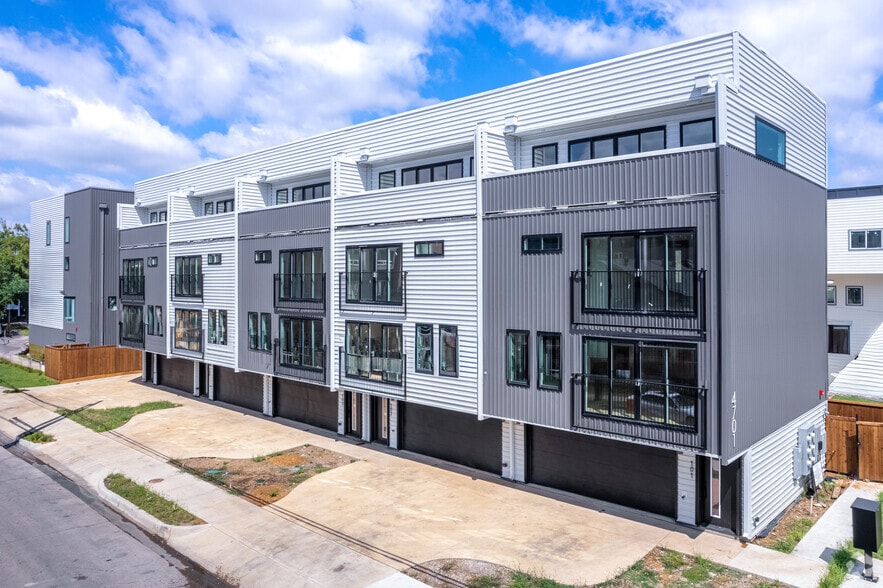 Residential Condo Buildings portfolio of 2 properties for sale on LoopNet.com - Building Photo - Image 3 of 21