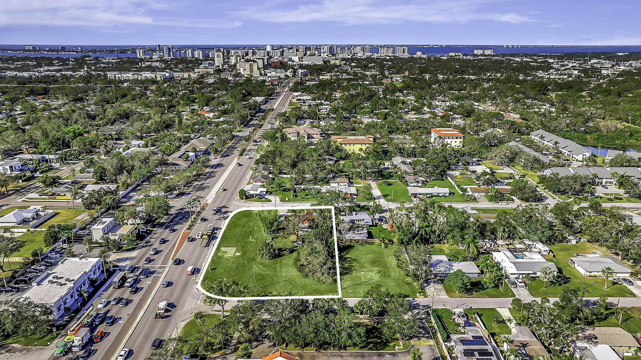 128 N Briggs Ave, Sarasota, FL for sale Aerial- Image 1 of 8