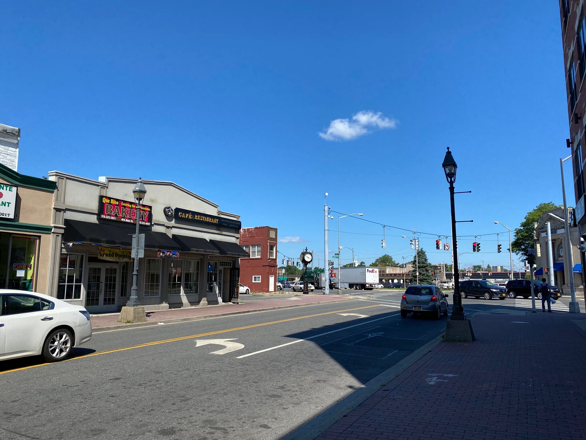 4246 S Main St, Freeport, NY 11520 Retail for Lease