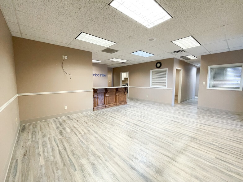 4101-4103 84th St, Lubbock, TX for lease - Building Photo - Image 3 of 20