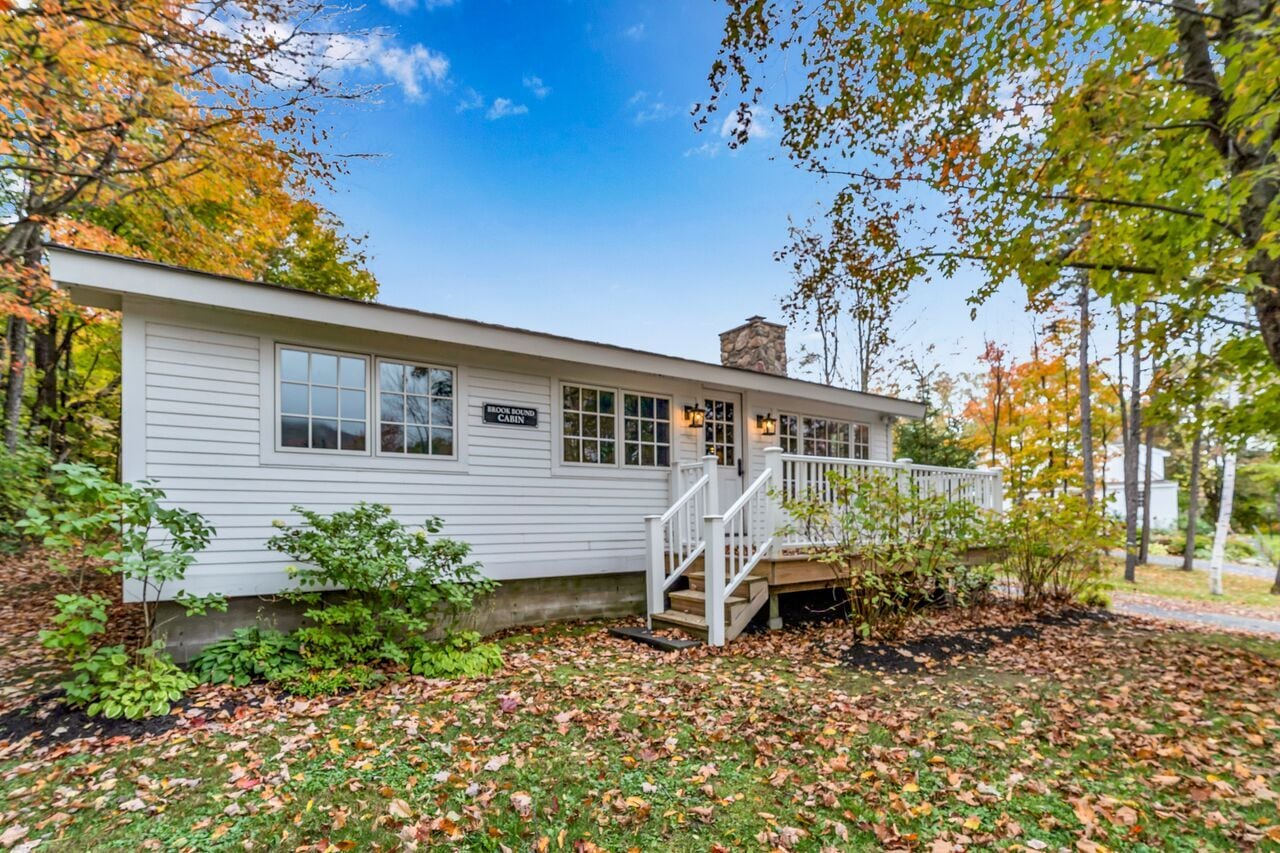 441 Coldbrook Rd, Wilmington, VT 05363 The Brook Bound Inn