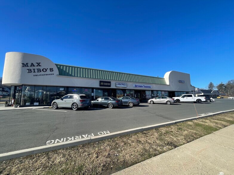 669-691 Silas Deane Hwy, Wethersfield, CT for sale - Building Photo - Image 1 of 1