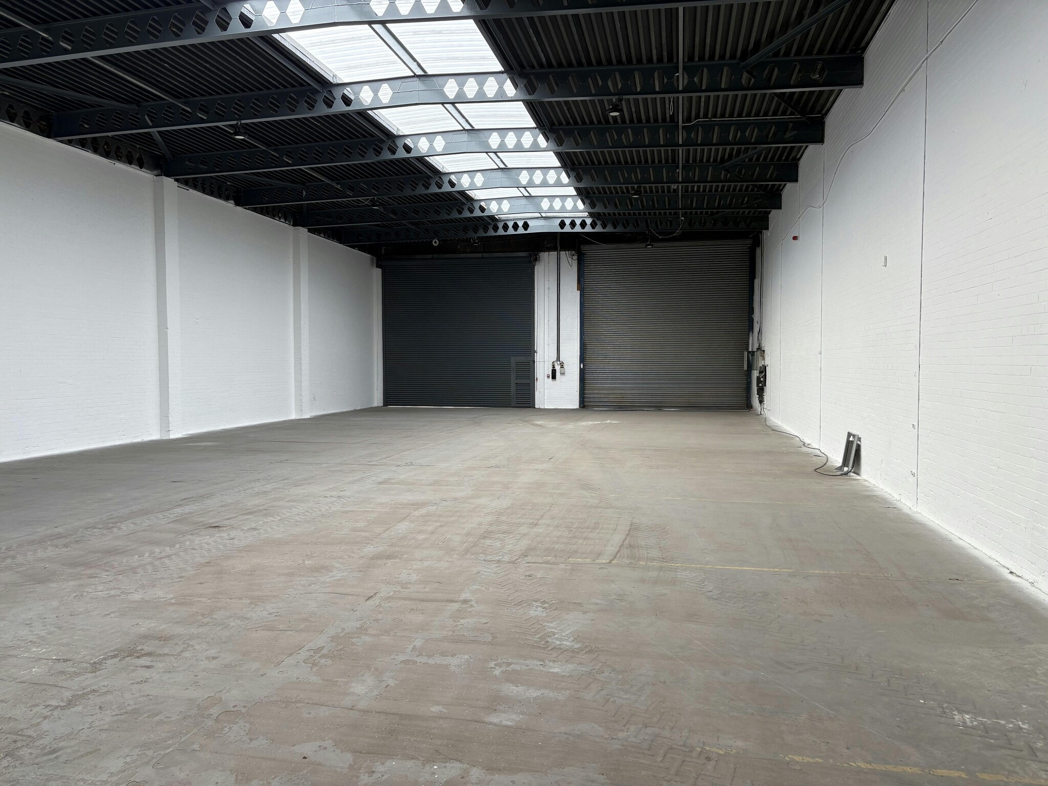 Warren Rd, Manchester for lease Building Photo- Image 1 of 7