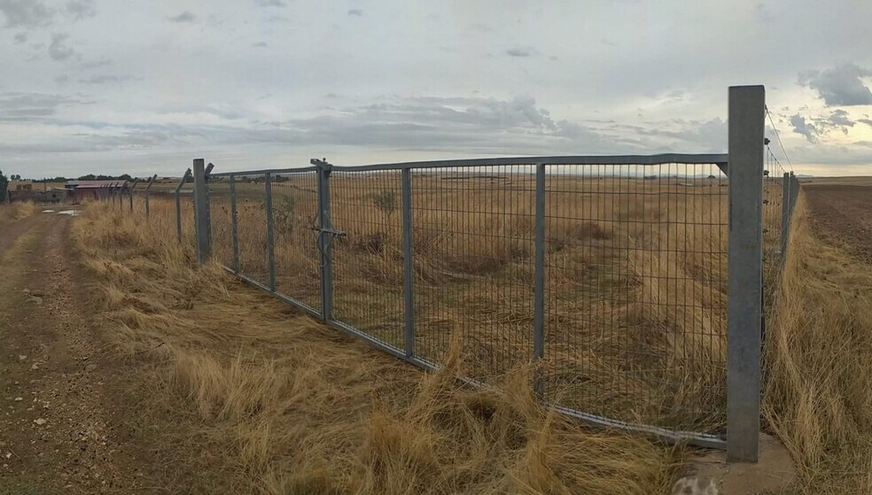 Land in Sierra de Fuentes, Cáceres for sale - Building Photo - Image 2 of 3