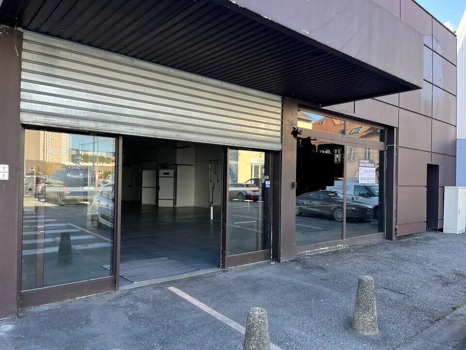 Retail in Saint-Dié-des-Vosges for lease Building Photo- Image 1 of 8
