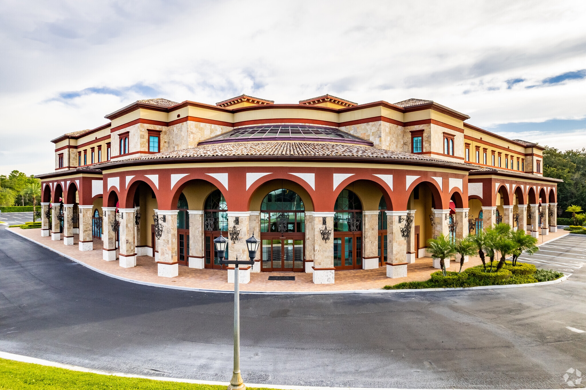 4725 W Sand Lake Rd, Orlando, FL for lease Primary Photo- Image 1 of 7