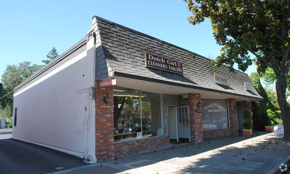 3561-3563 Mt Diablo Blvd, Lafayette, CA for lease - Building Photo - Image 2 of 7