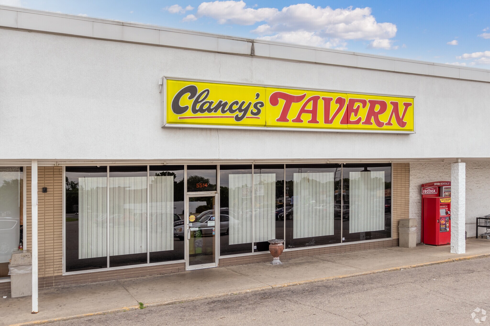 700 Spinning Rd, Dayton, OH 45431 Spinning Hills Plaza