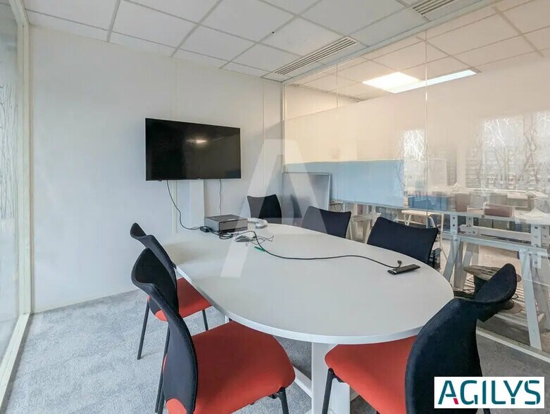 Office in Les Ulis for sale - Interior Photo - Image 3 of 5