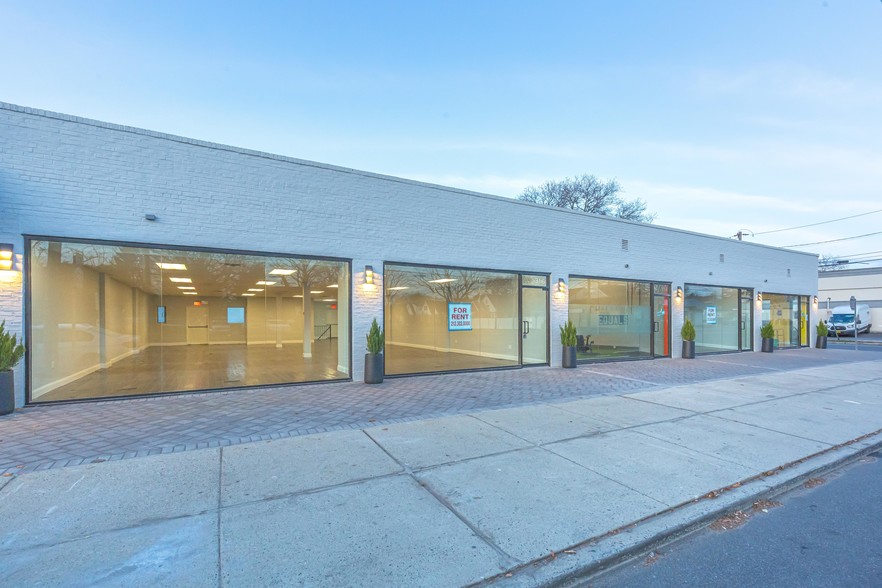 310-318 Hillside Ave, Williston Park, NY for lease - Building Photo - Image 2 of 15