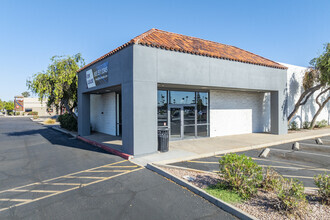 947-981 W Elliot Rd, Chandler, AZ for lease Building Photo- Image 2 of 8