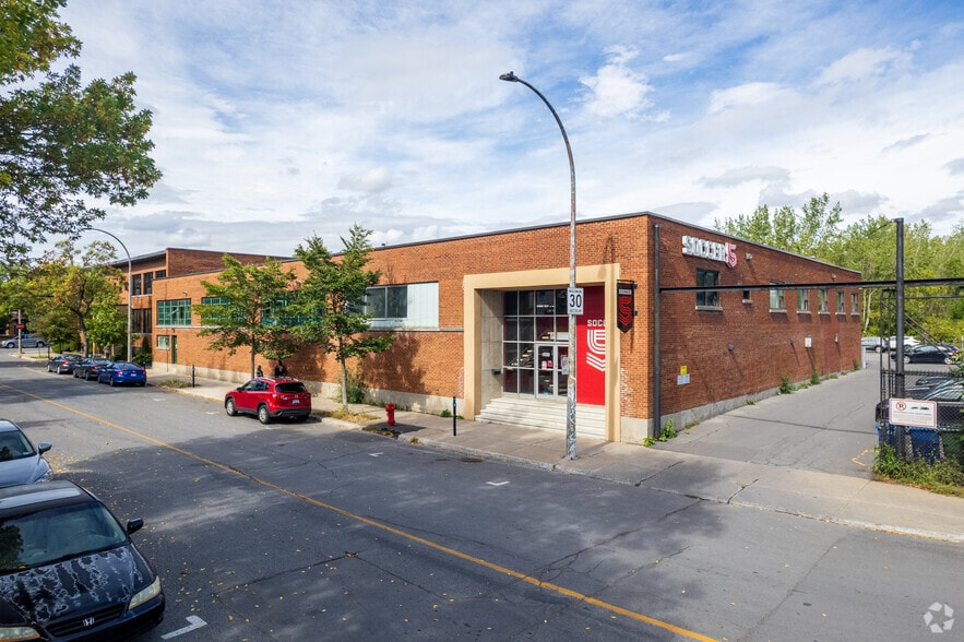 5061-5075 Rue Fullum, Montréal, QC for sale - Primary Photo - Image 1 of 1
