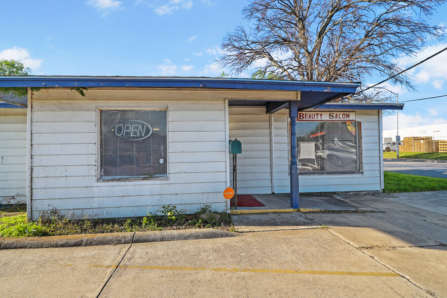 1300 Terminal Rd, Fort Worth, TX for sale - Building Photo - Image 3 of 6