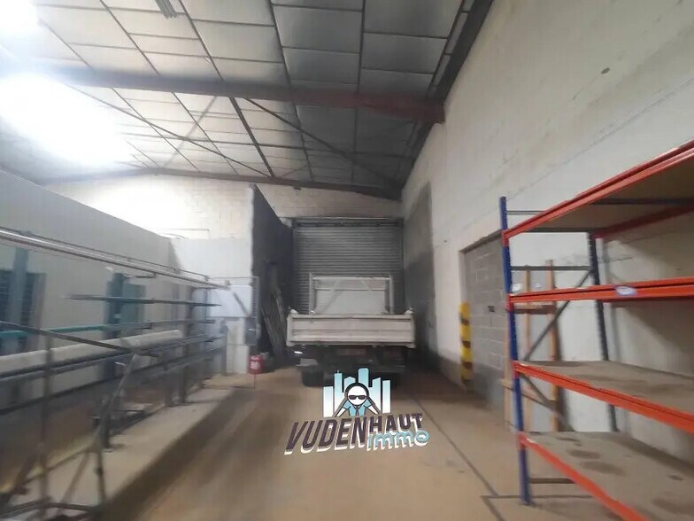 Flex in Toulouse for lease - Interior Photo - Image 2 of 9