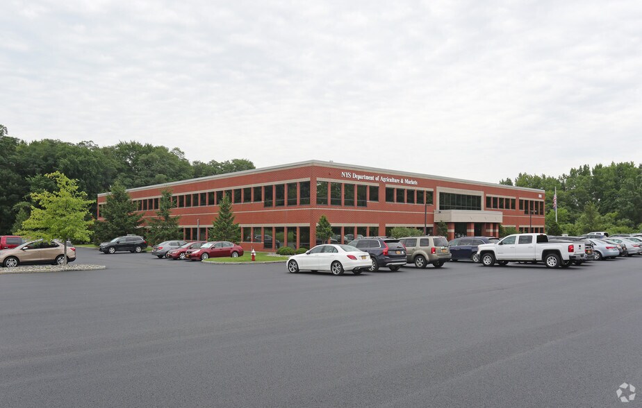 10B Airline Dr, Albany, NY for sale - Primary Photo - Image 1 of 1