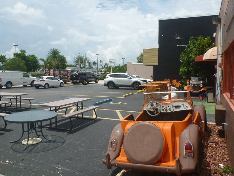 14111419 SE 47th Ter, Cape Coral, FL 33904 Retail for Sale