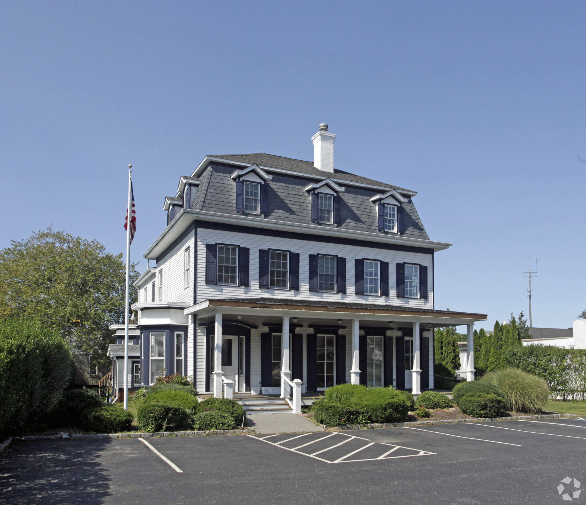 13105 Main Rd, Mattituck, NY for sale Primary Photo- Image 1 of 1