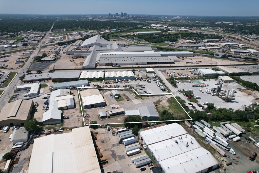 3450 Bethlehem St, Fort Worth, TX for lease - Building Photo - Image 2 of 11