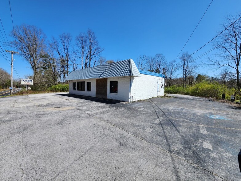 364 Hwy 70 E, Crossville, TN for sale - Building Photo - Image 2 of 22