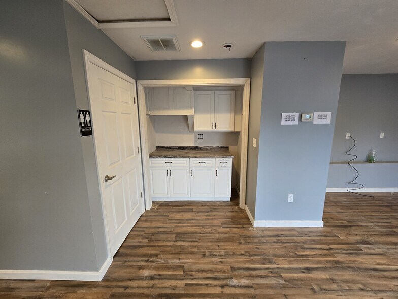 396 Winthrop St, Taunton, MA 02780 Office for Sale