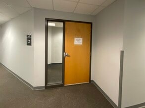 333 N Main St, West Hartford, CT for lease Interior Photo- Image 1 of 1