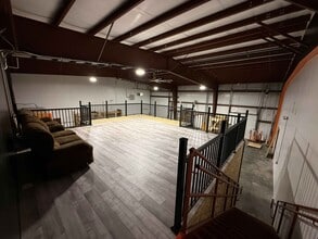 921-929 Marthas Way, Hiawatha, IA for sale Interior Photo- Image 2 of 4