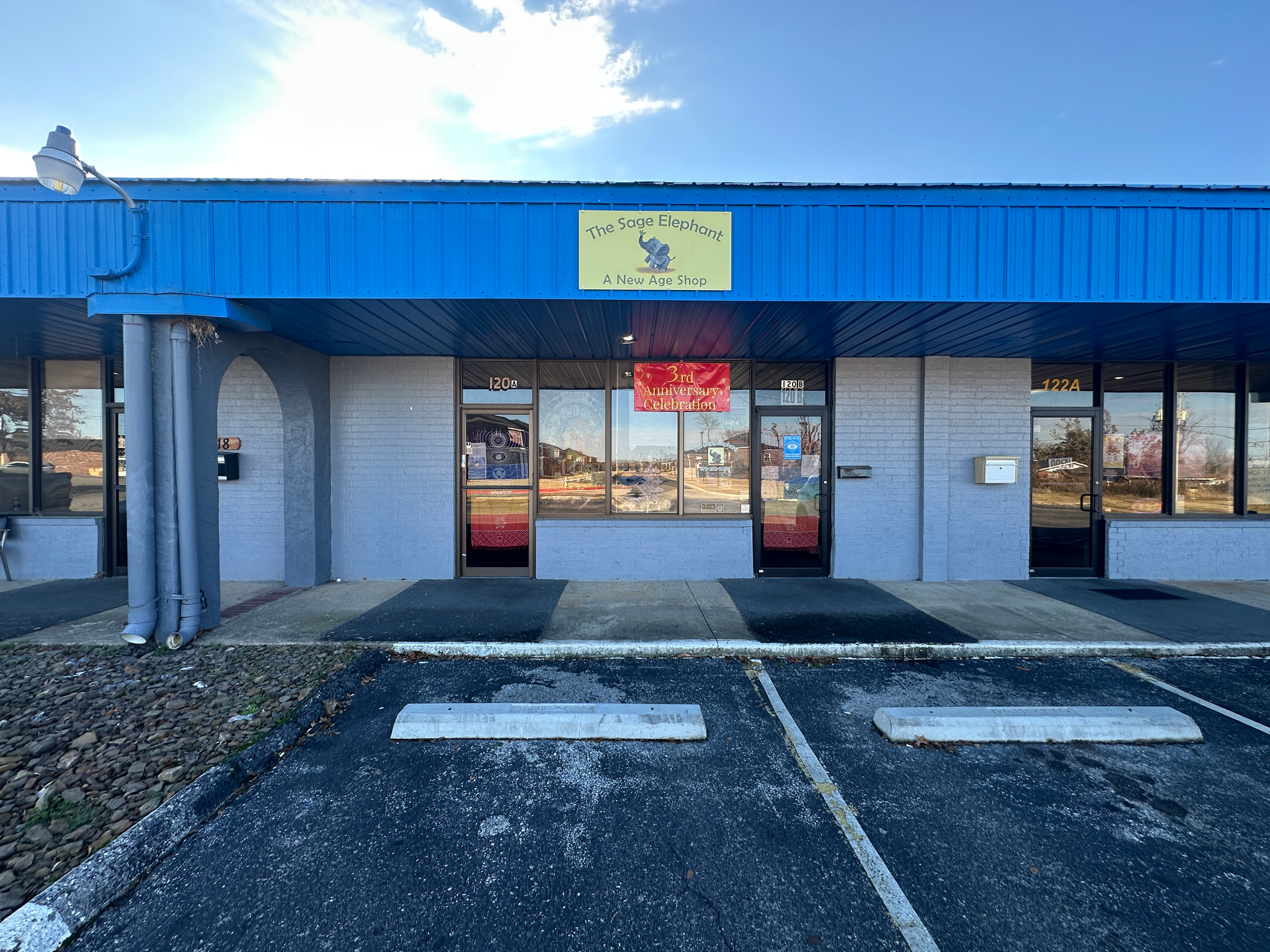 114-126 N 13th St, Rogers, AR for lease Building Photo- Image 1 of 10