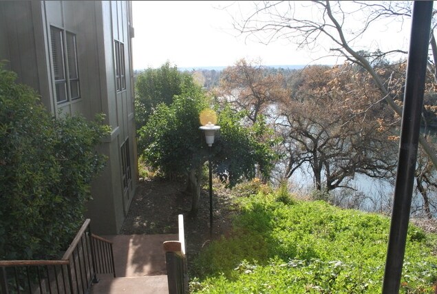 5000 Bechelli Ln, Redding, CA for sale - Primary Photo - Image 1 of 1