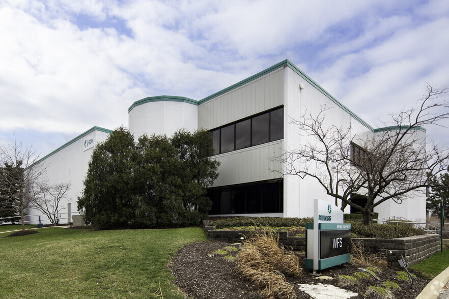 600-608 Supreme Dr, Bensenville, IL for sale - Building Photo - Image 1 of 1