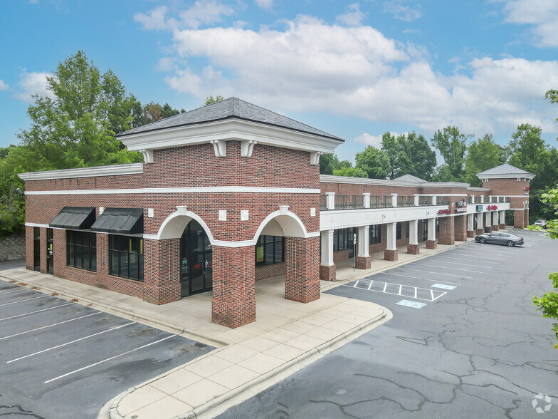 3509 David Cox Rd, Charlotte, NC for lease - Primary Photo - Image 1 of 2