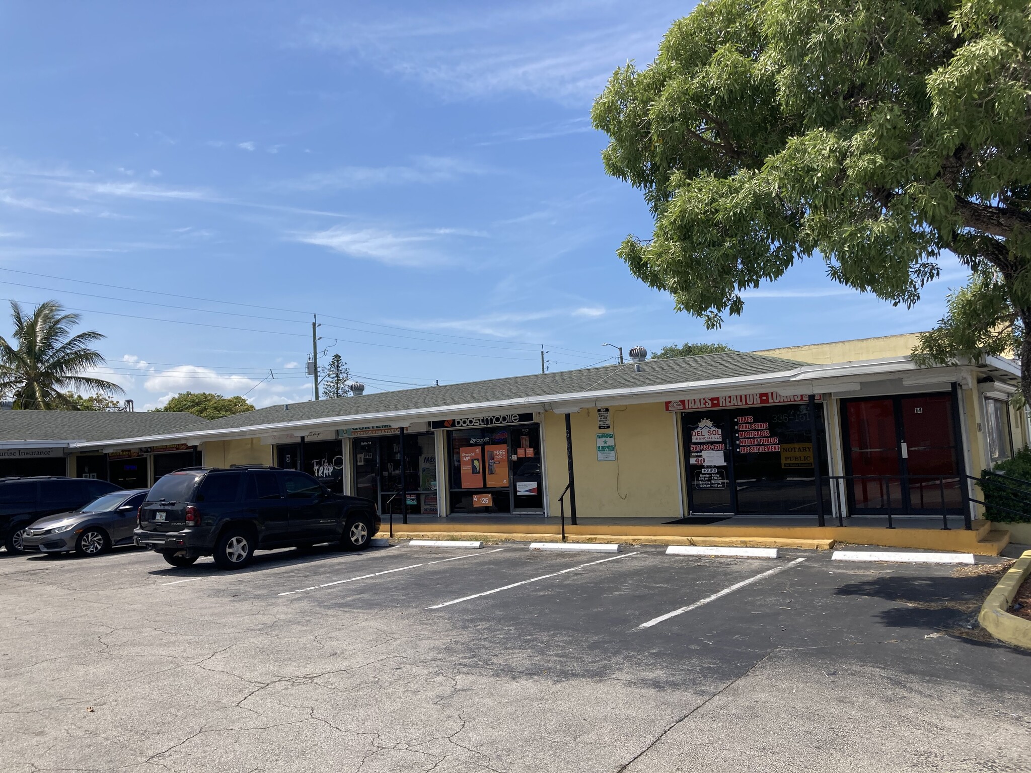 901 N Dixie Hwy, Lake Worth, FL 33460 - Retail for Lease | LoopNet.com