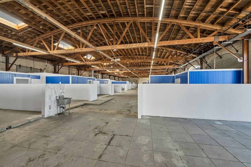 707 E 7th St, Los Angeles, CA for lease - Building Photo - Image 2 of 47