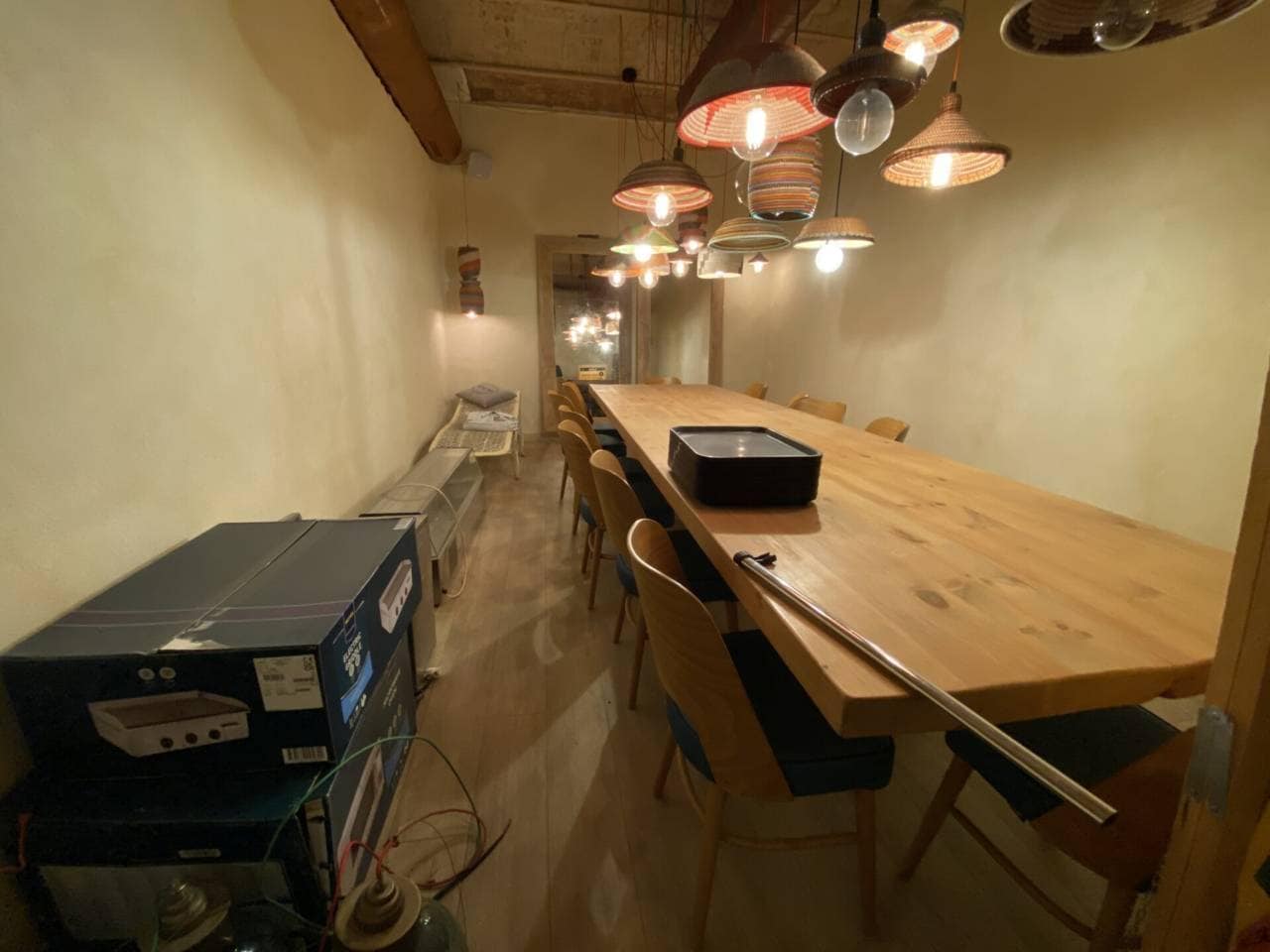 Retail in Barcelona, Barcelona for lease Interior Photo- Image 1 of 13