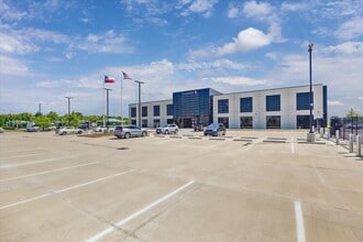9251 Park South Vw, Houston, TX for lease Interior Photo- Image 1 of 15