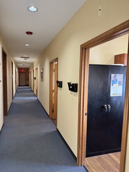 37 Rupell Rd, Hampton, NJ for sale - Building Photo - Image 2 of 5