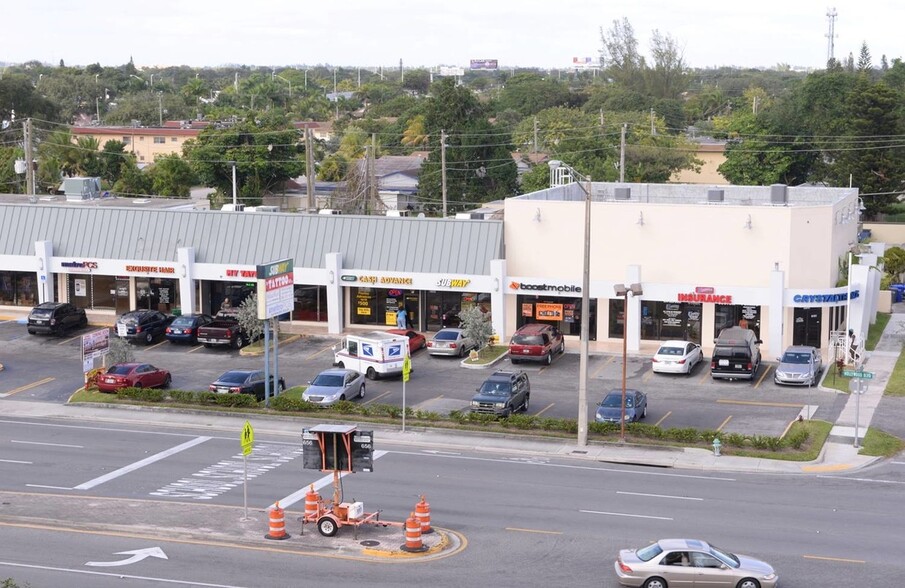 6105-6117 Hollywood Blvd, Hollywood, FL for lease - Aerial - Image 3 of 4